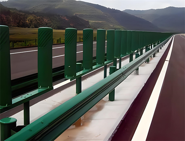 河北三波护栏板在高速公路的应用